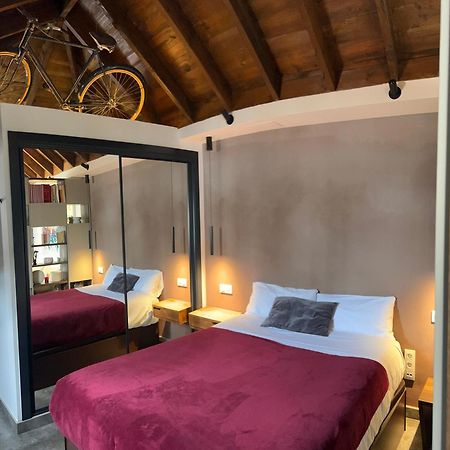 Komodo Gran Poder - Penthouse With Private Pool And Cozy Twin Bedroom Central Apartment セビリア エクステリア 写真