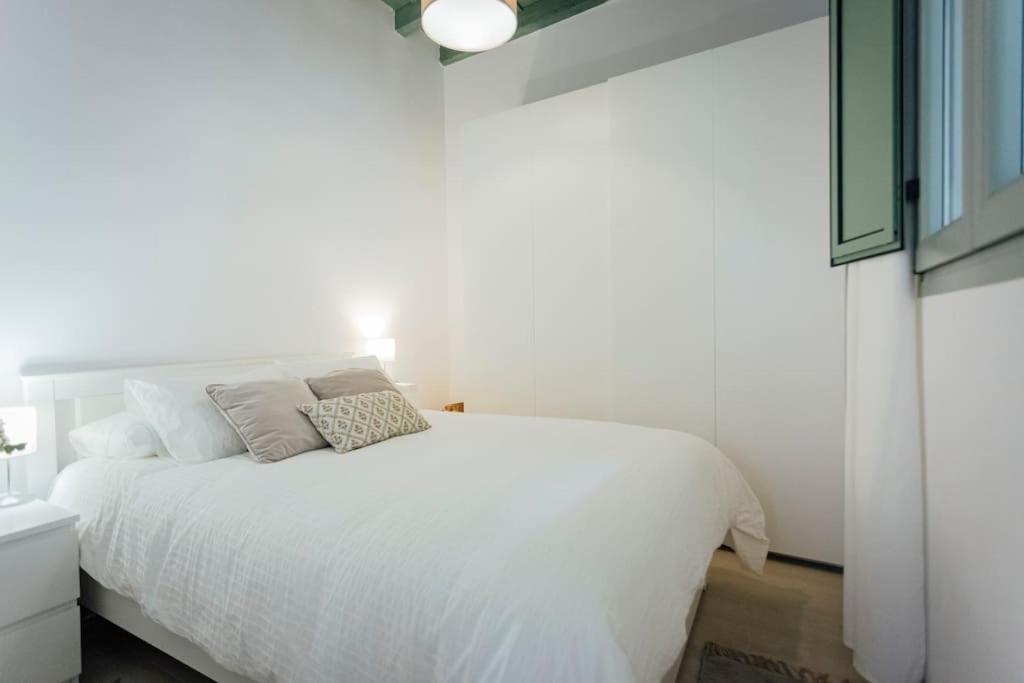 Komodo Gran Poder - Penthouse With Private Pool And Cozy Twin Bedroom Central Apartment セビリア エクステリア 写真
