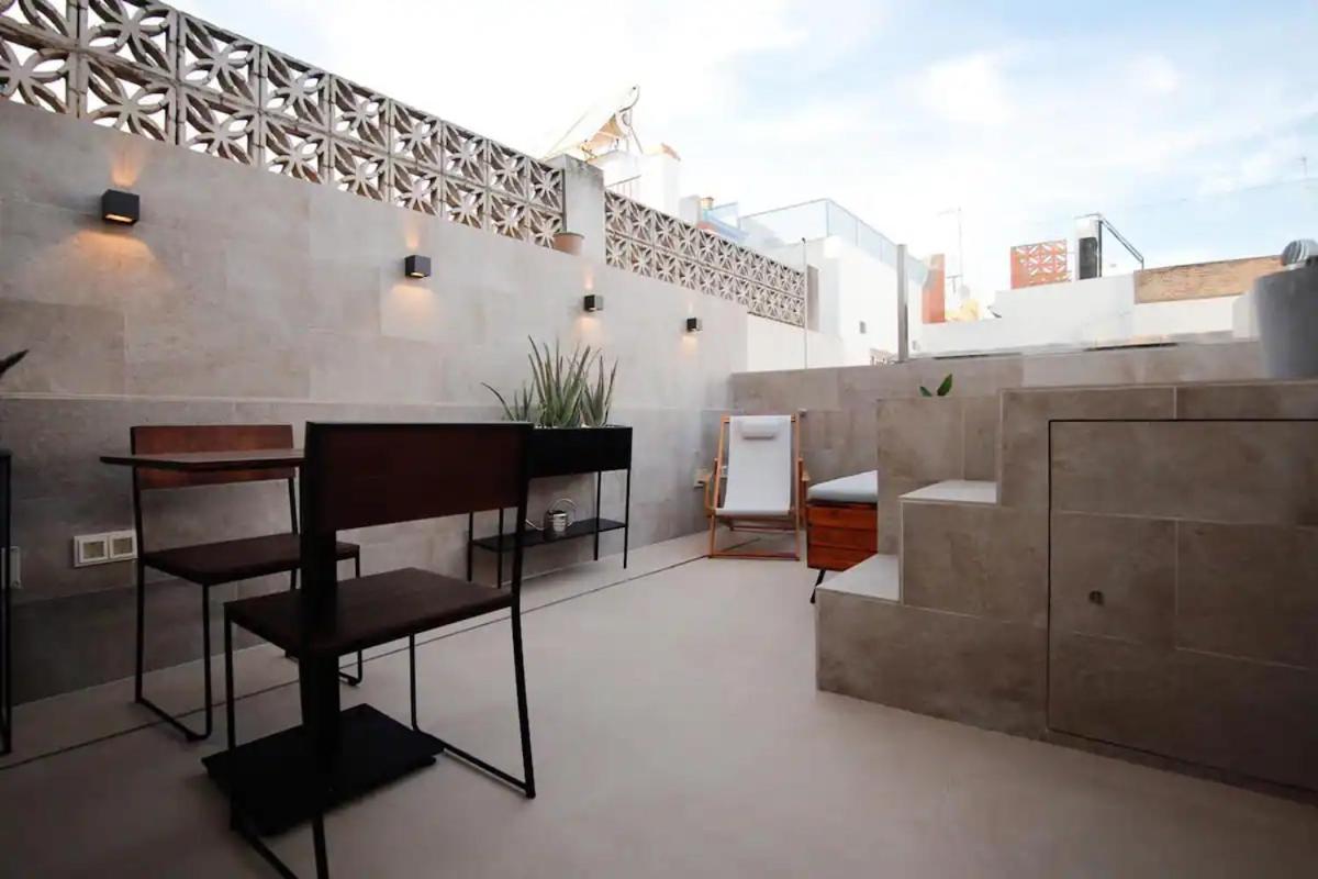 Komodo Gran Poder - Penthouse With Private Pool And Cozy Twin Bedroom Central Apartment セビリア エクステリア 写真