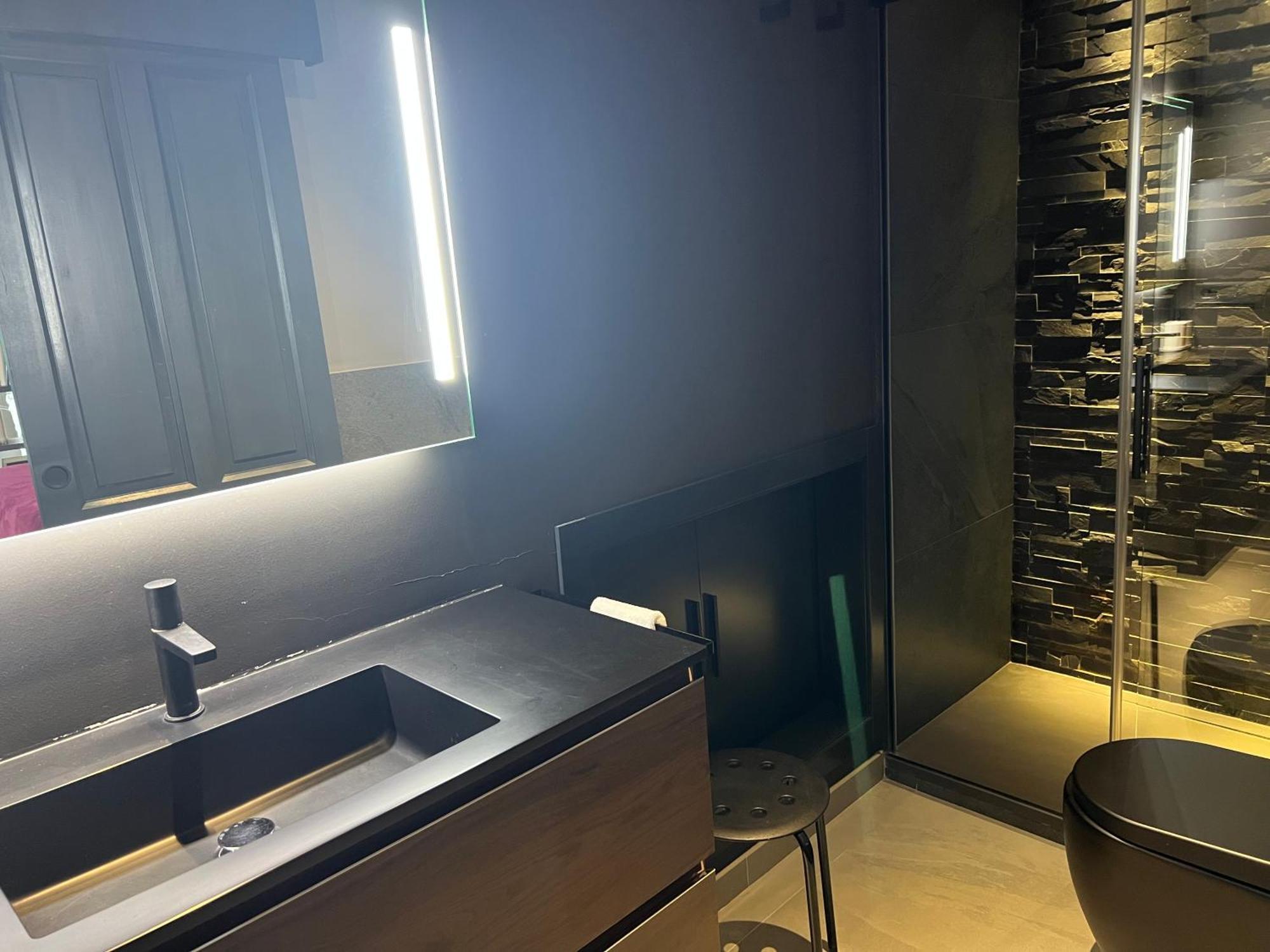 Komodo Gran Poder - Penthouse With Private Pool And Cozy Twin Bedroom Central Apartment セビリア エクステリア 写真